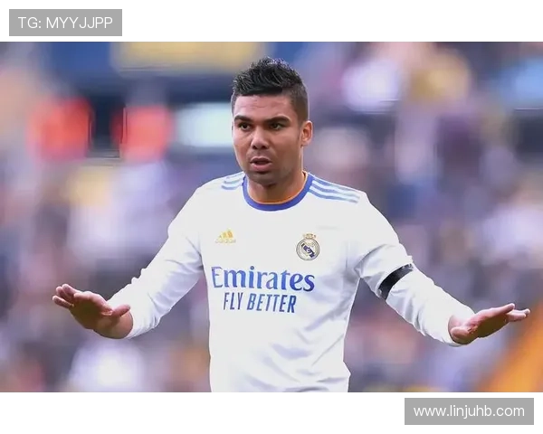 足球明星后腰精彩瞬间集锦与高清图片分享